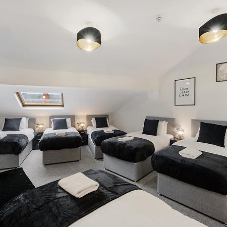 Air Host & Stay - Anfield Cosy Stays, Sleeps 14 Liverpool Extérieur photo